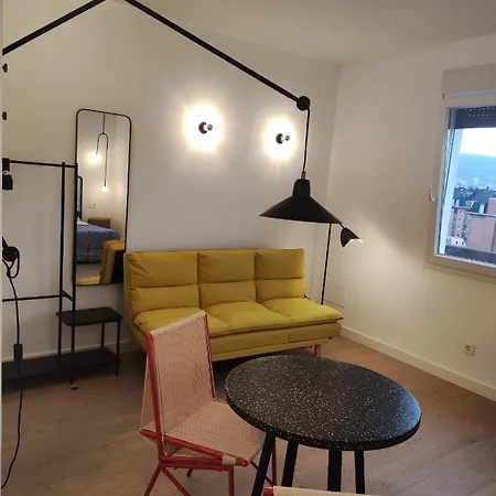 Rum i privatbostad Bonito Estudio Con Garaje Bilbao
